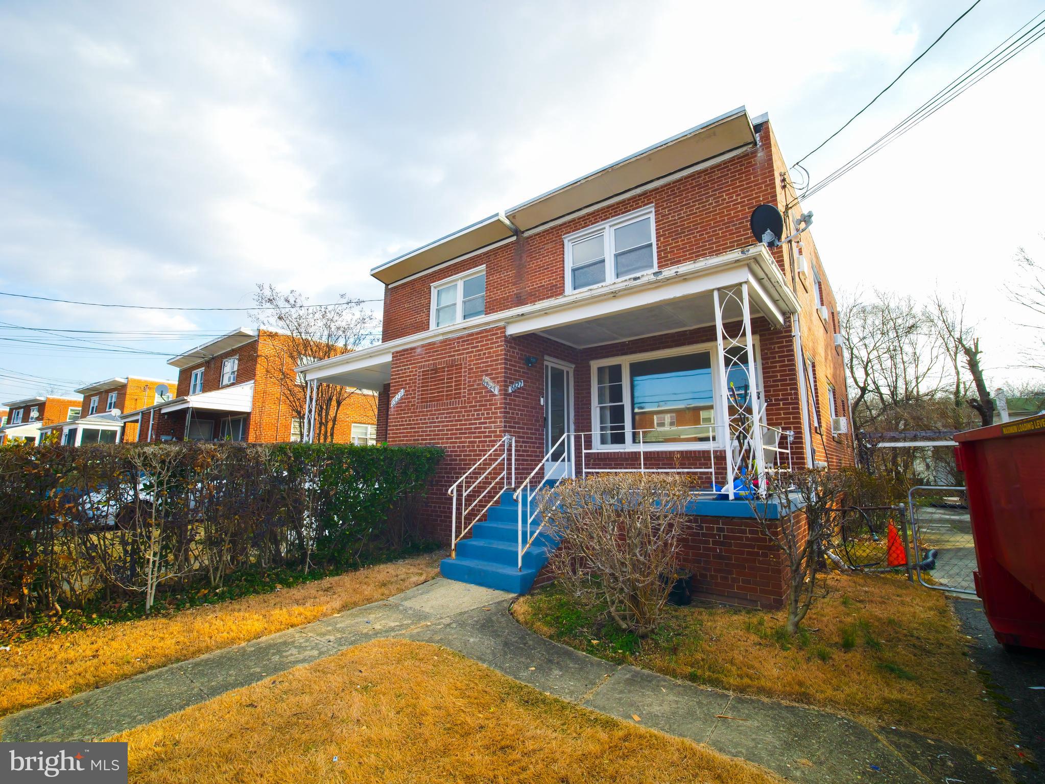 RIGGS MANOR - Residential