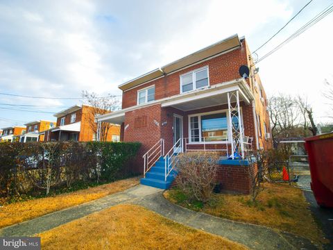 6627 24TH PLACE HYATTSVILLE MD 20782