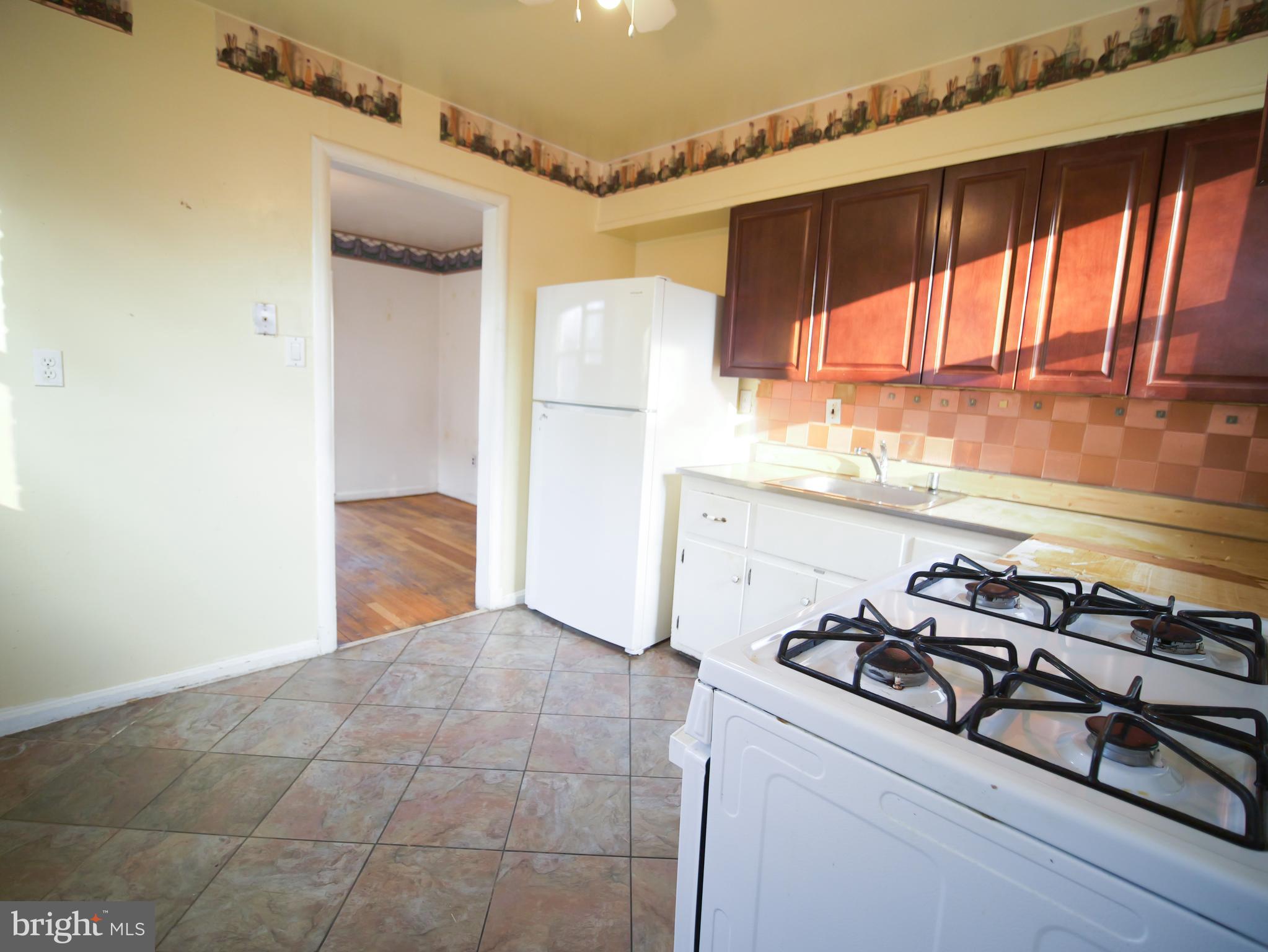 RIGGS MANOR - Residential