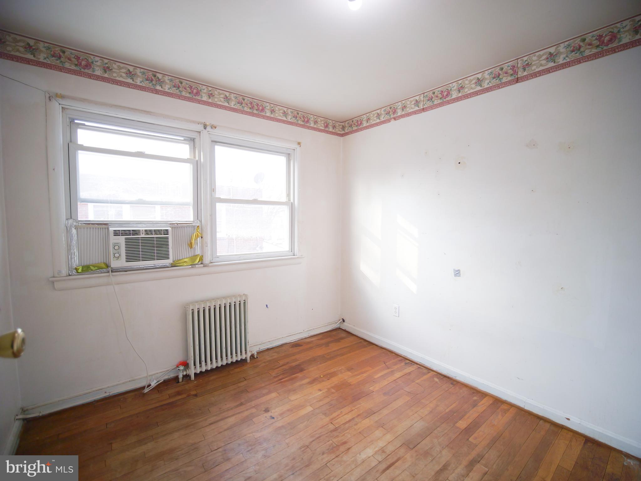 RIGGS MANOR - Residential