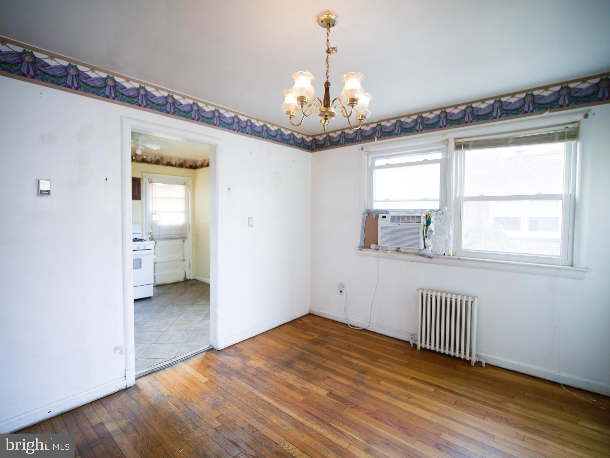 RIGGS MANOR - Residential