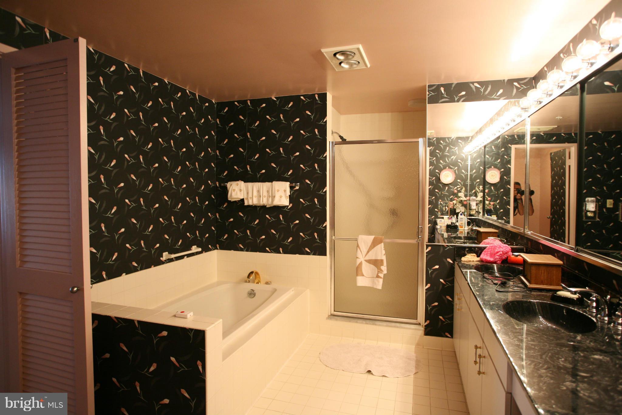 ANNEN WOODS - Residential