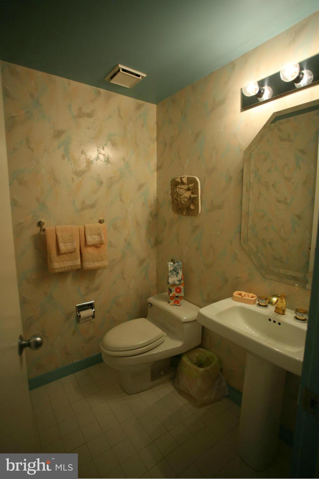 ANNEN WOODS - Residential