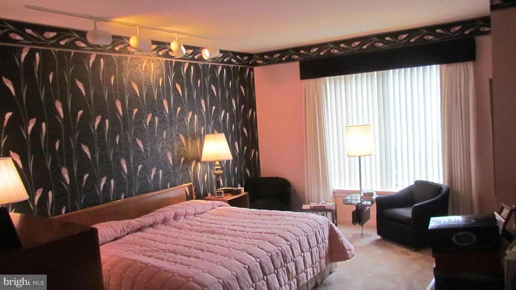 ANNEN WOODS - Residential