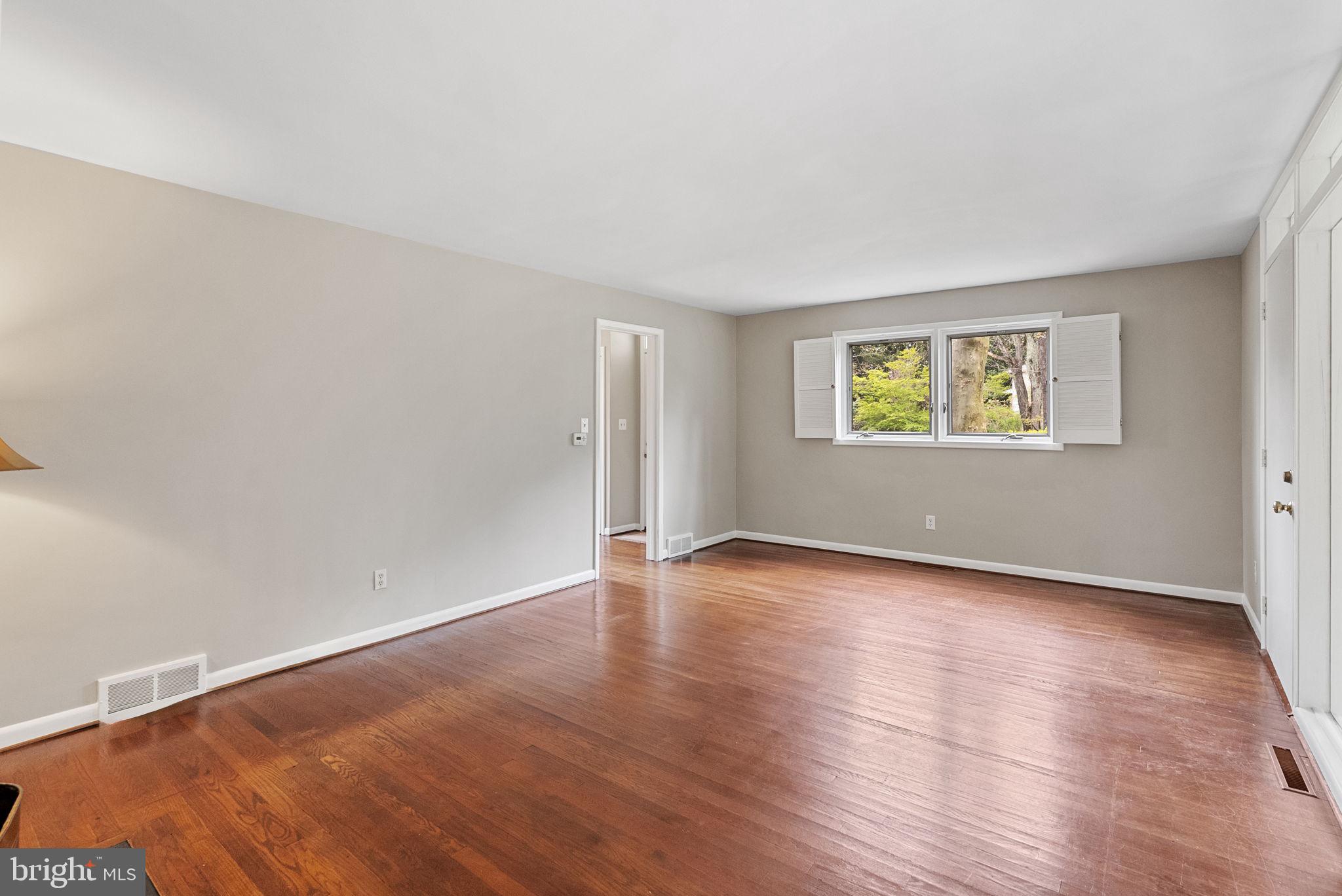 NON AVAILABLE - Residential