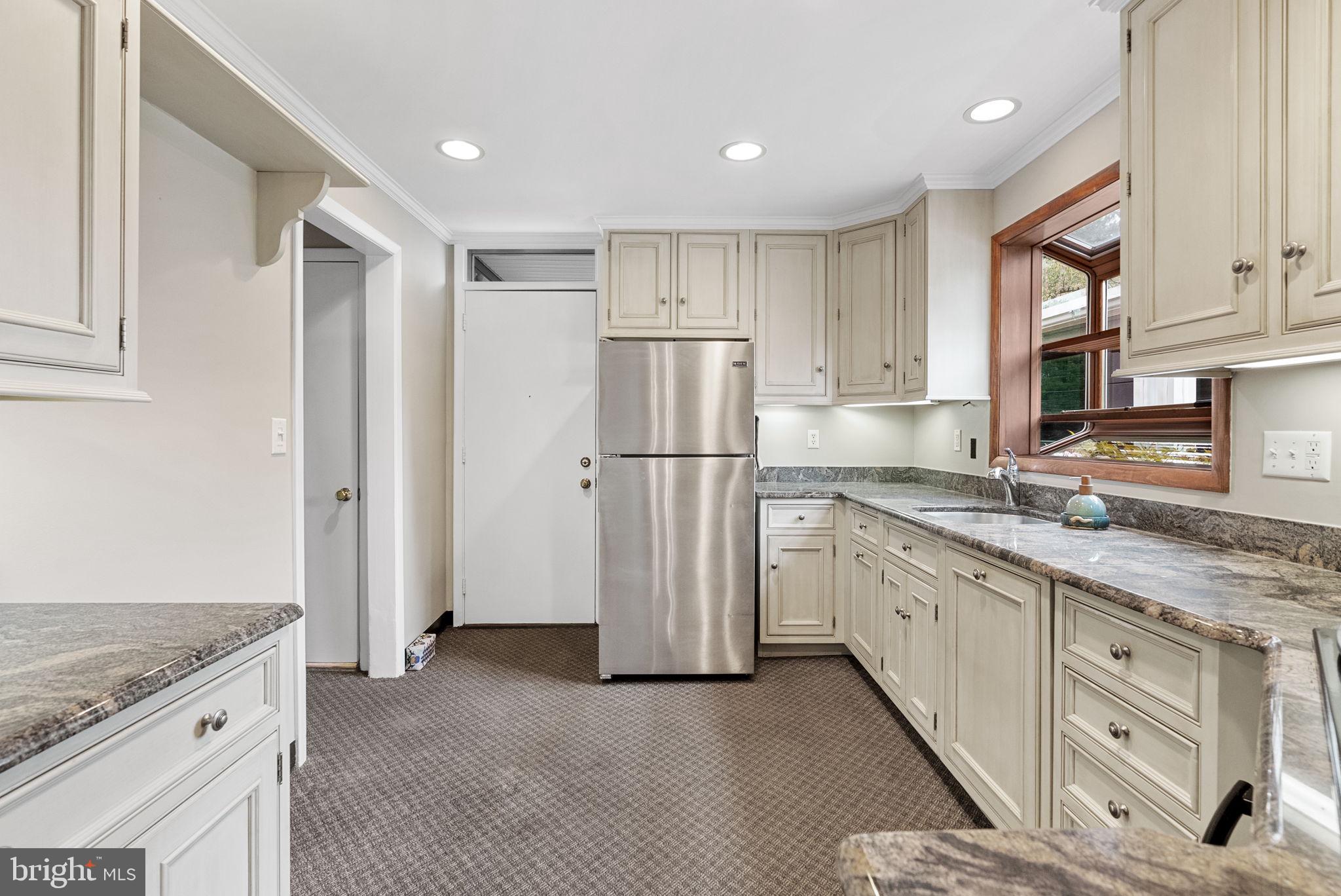 NON AVAILABLE - Residential