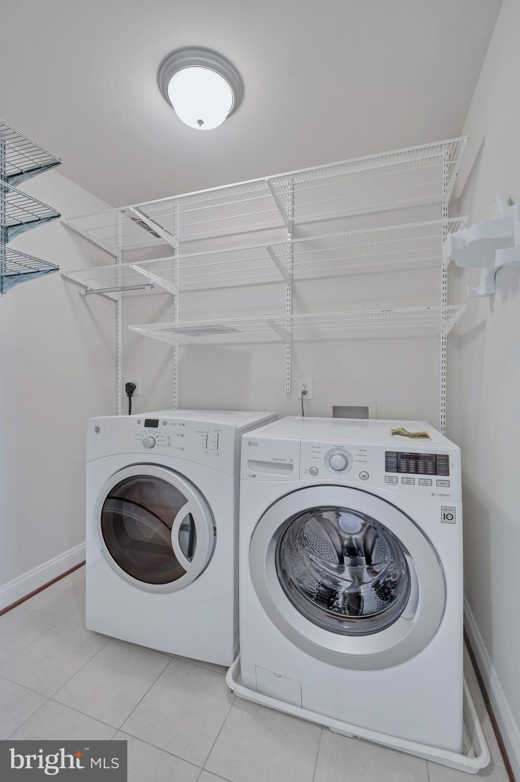 BOWMANS HILL - Residential Lease