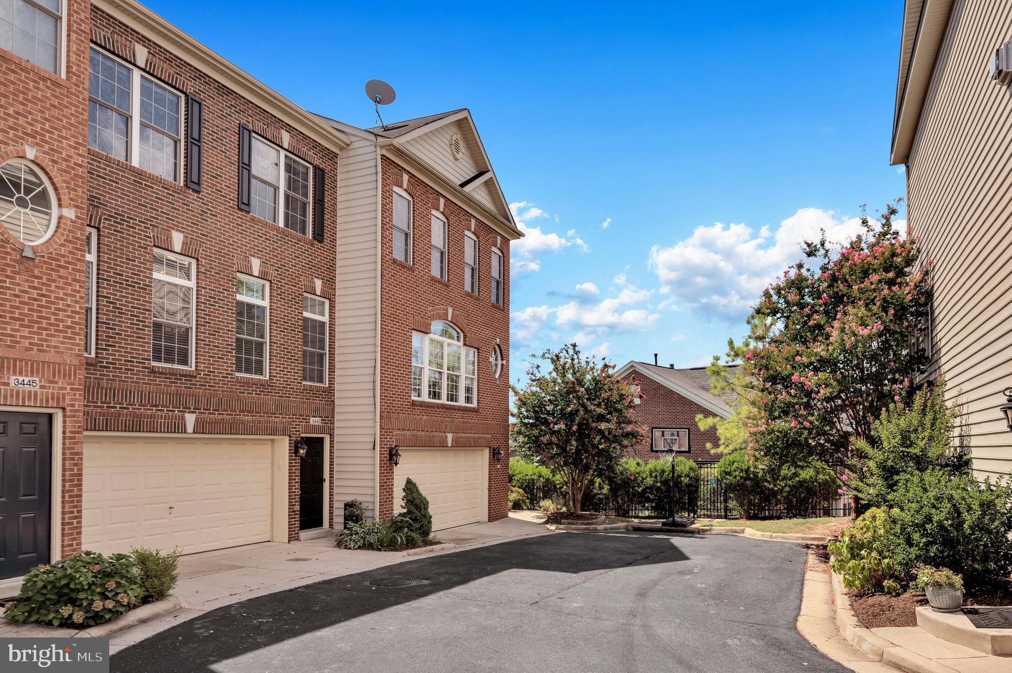 BOWMANS HILL - Residential Lease