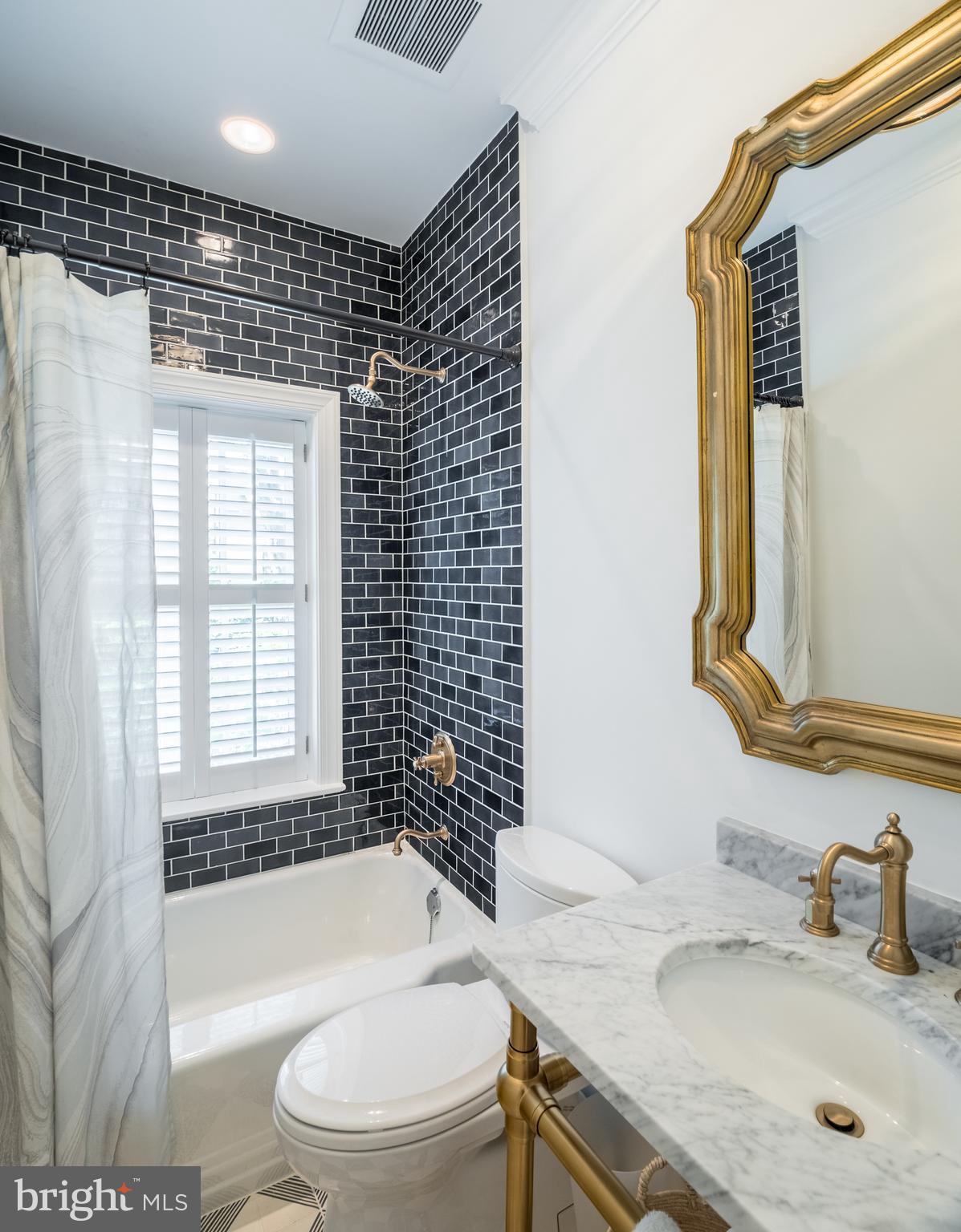 KENWOOD - Residential