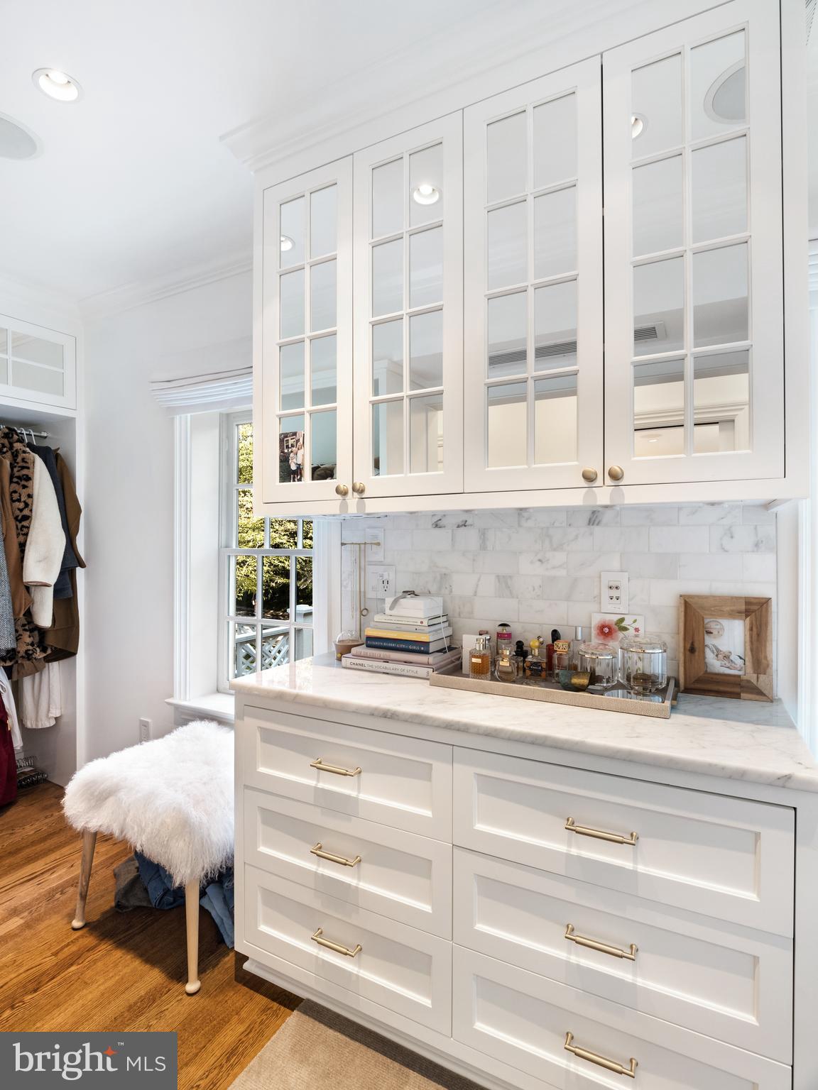 KENWOOD - Residential