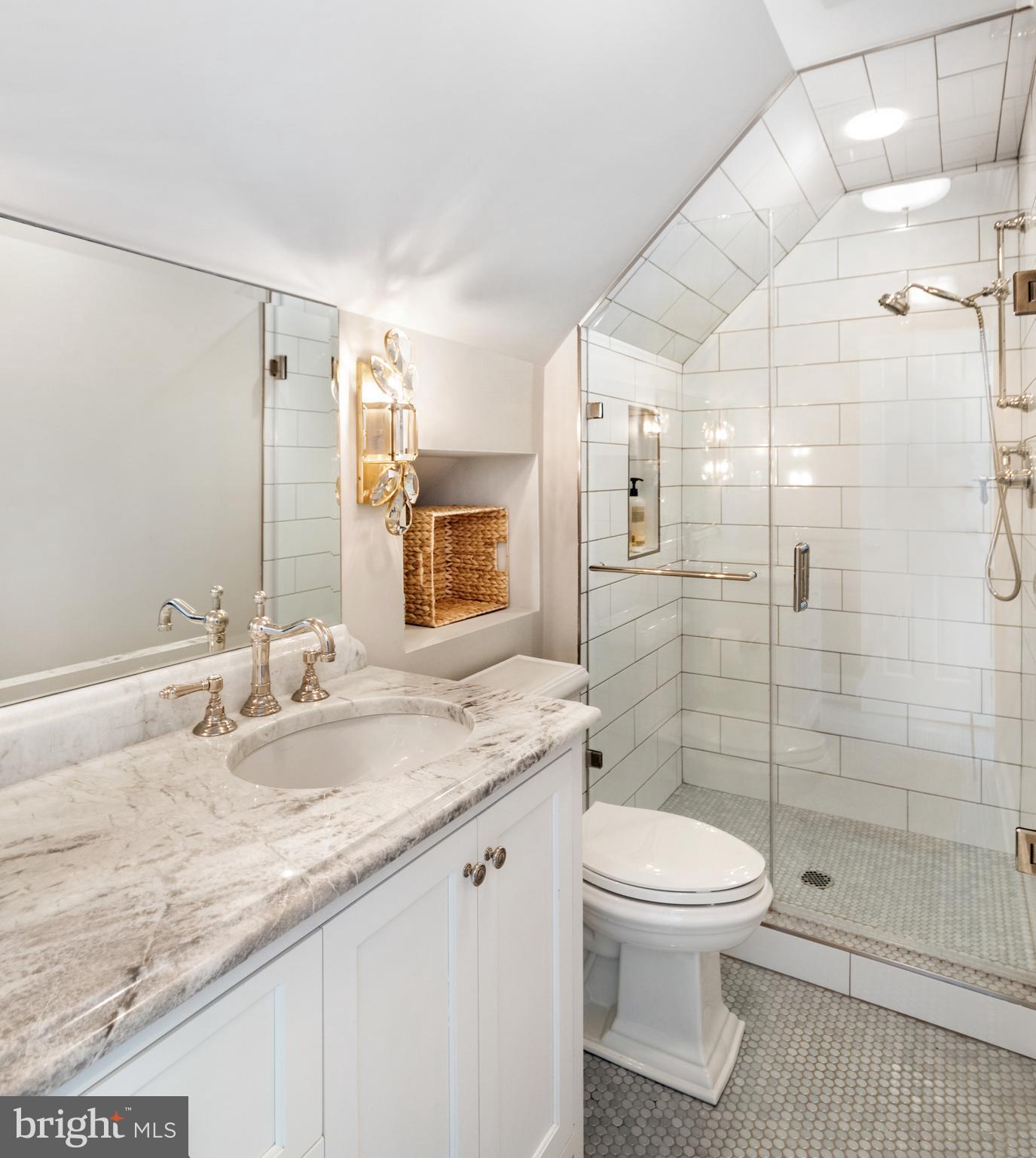 KENWOOD - Residential