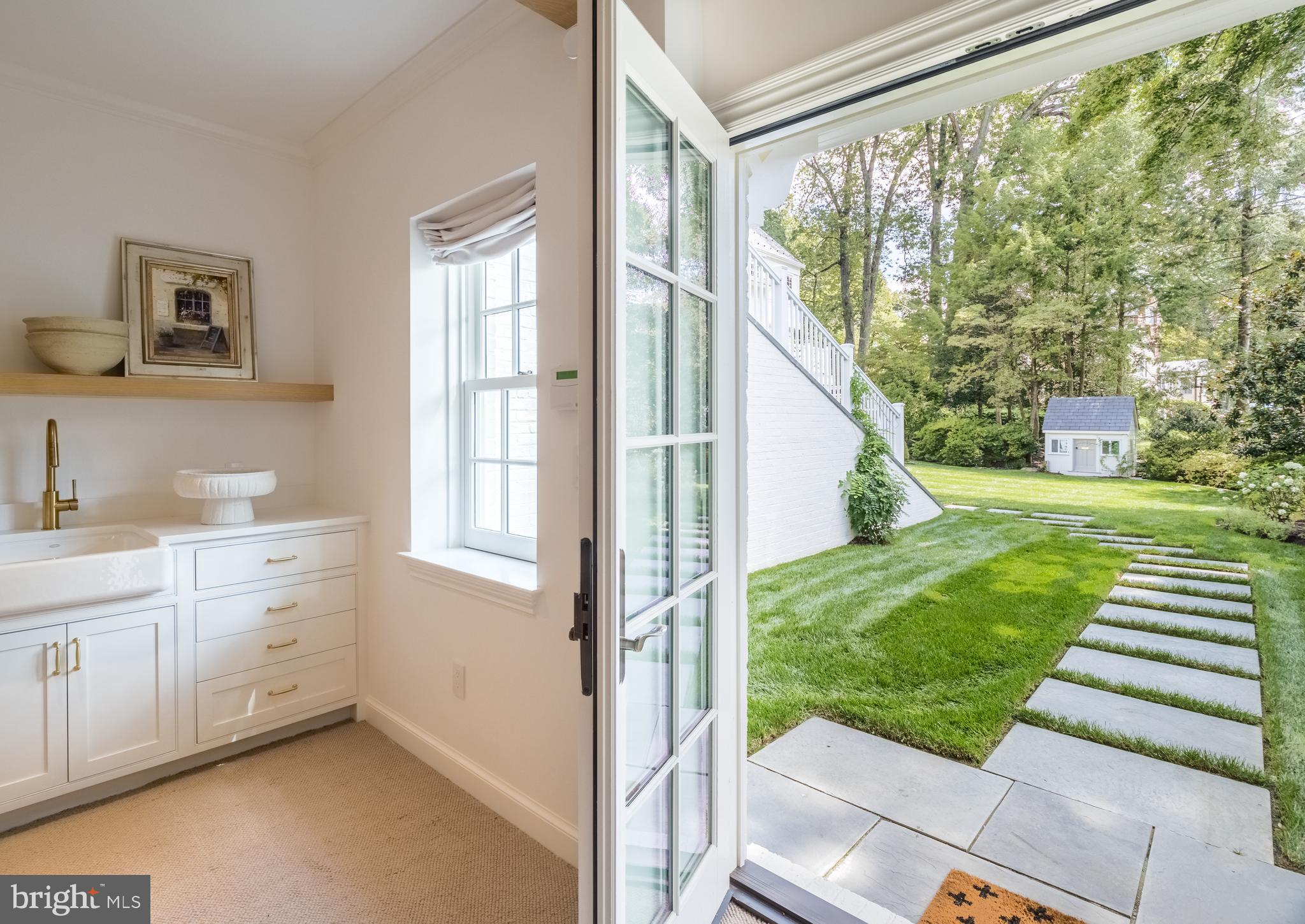 KENWOOD - Residential