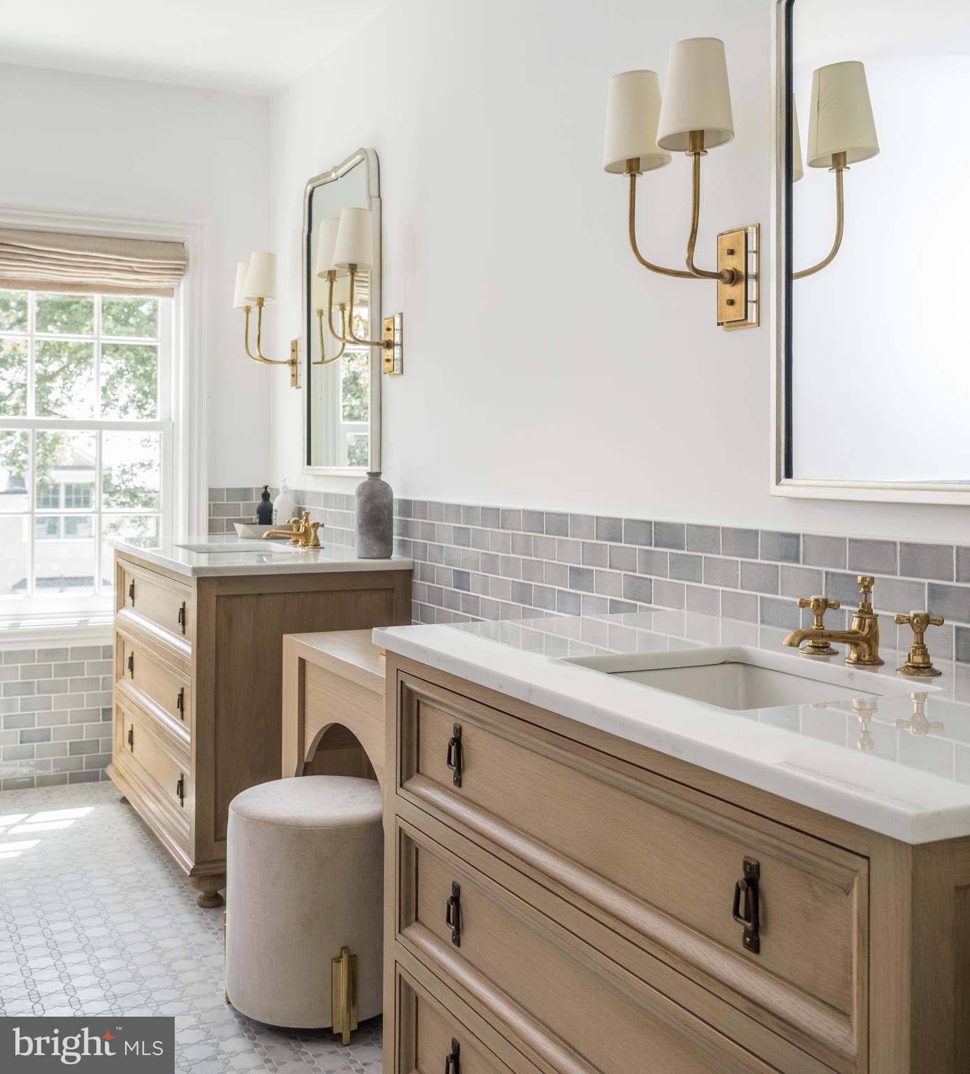 KENWOOD - Residential