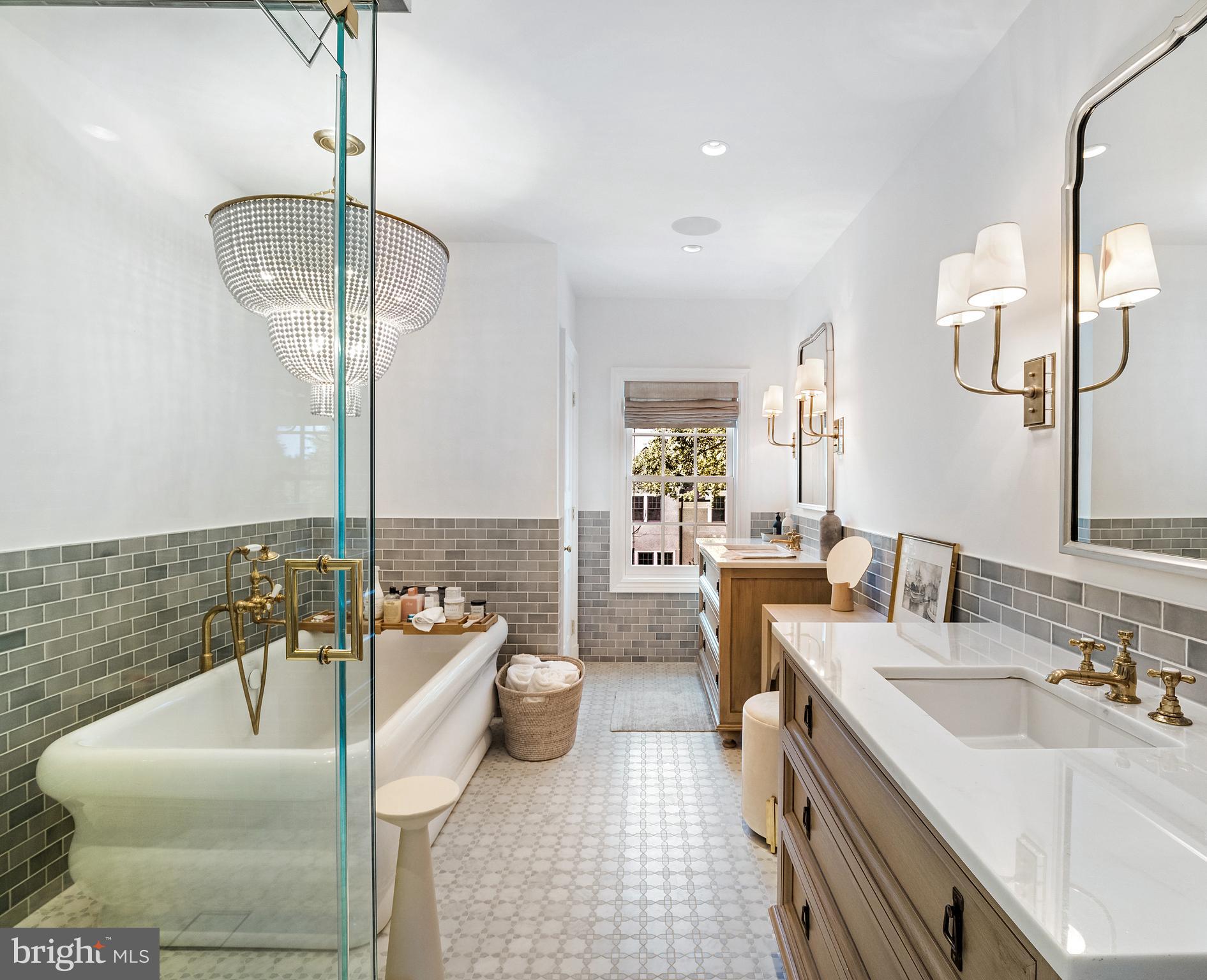 KENWOOD - Residential