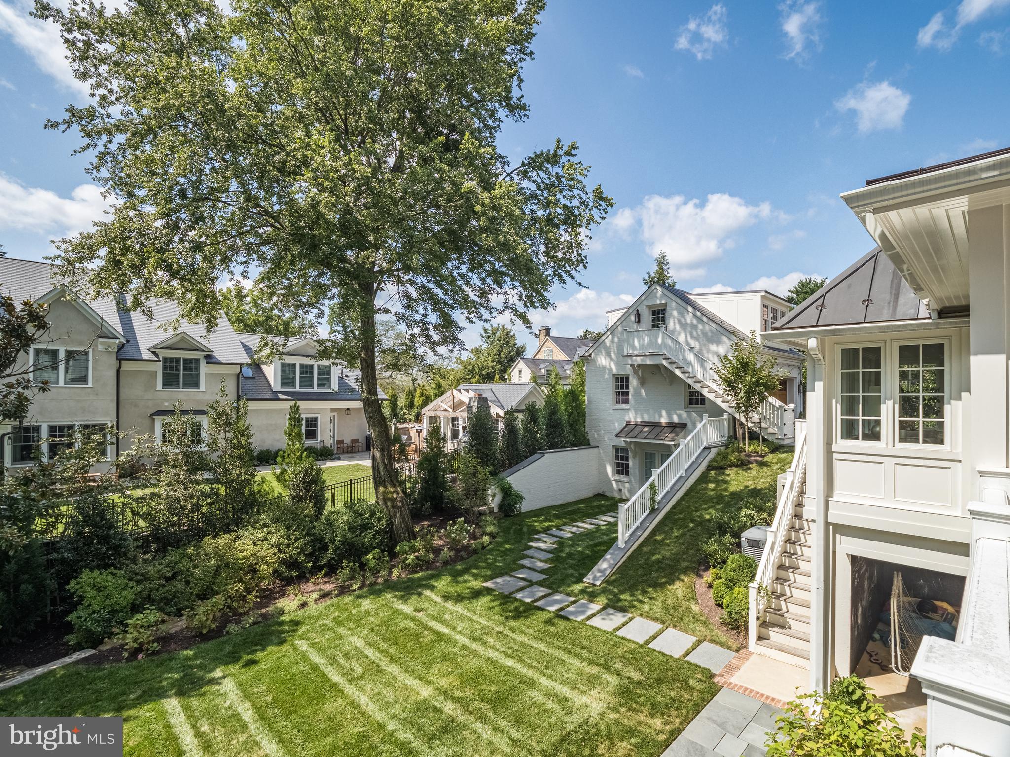 KENWOOD - Residential