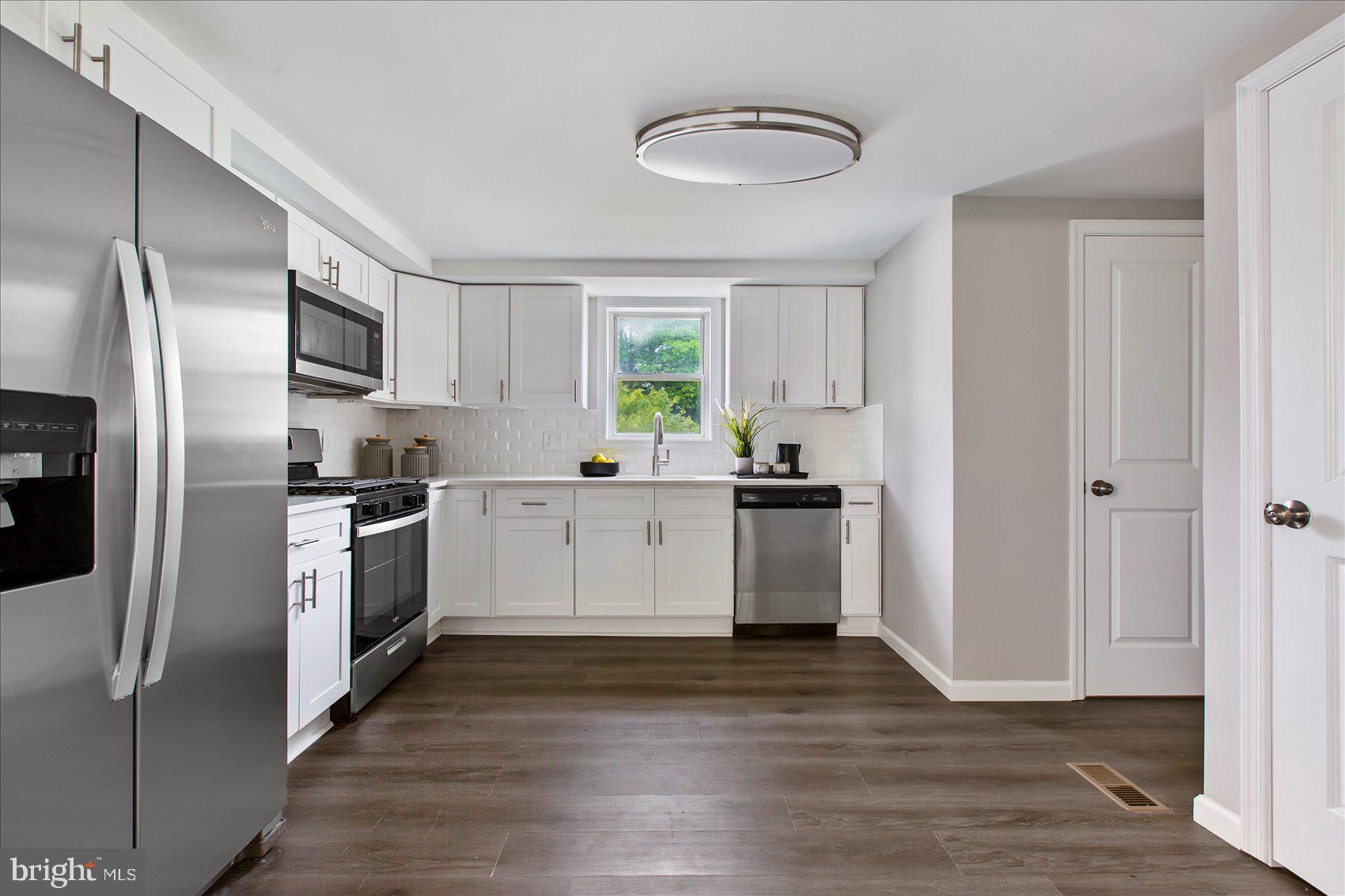 CHESAPEAKE TERRACE - Residential