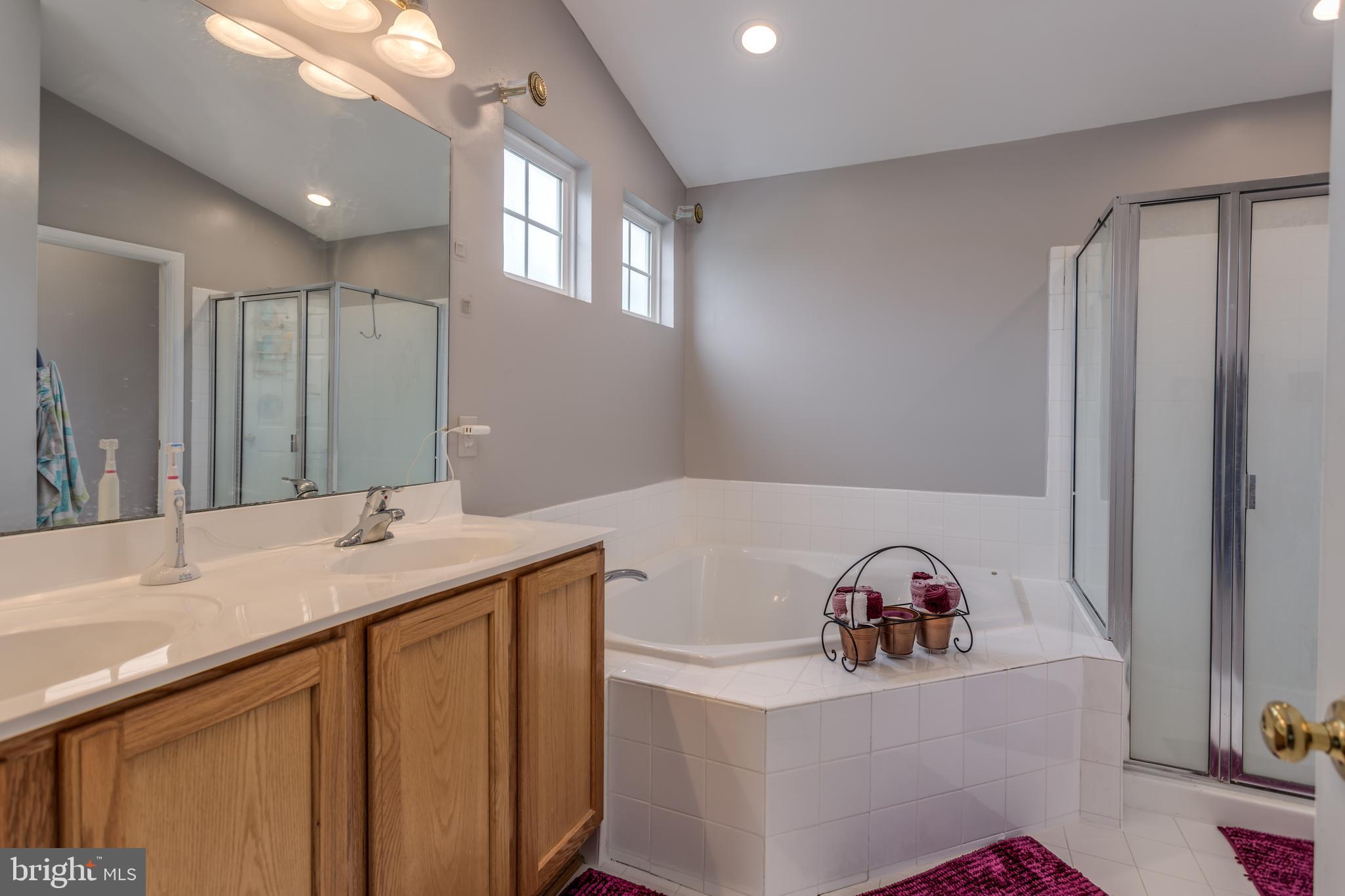 MORNING DOVE ESTATES - Residential