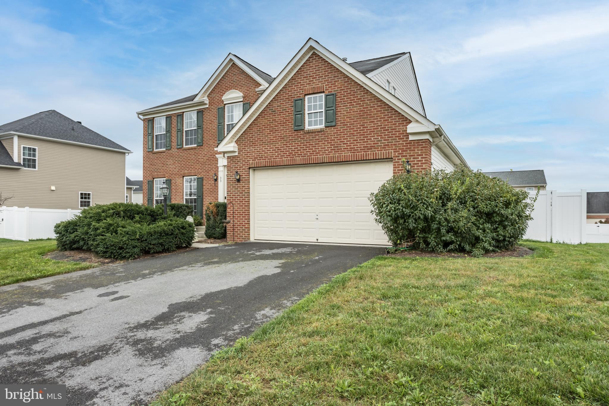 MORNING DOVE ESTATES - Residential