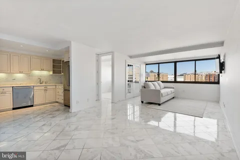 2500 Virginia Avenue NW Unit 1005-S, Washington, DC MLS: DCDC2190584