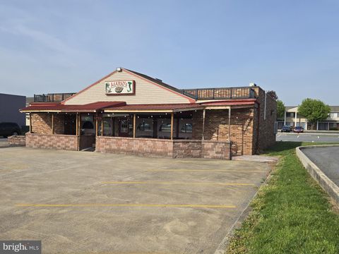 831 WAYNE AVENUE CHAMBERSBURG PA 17201