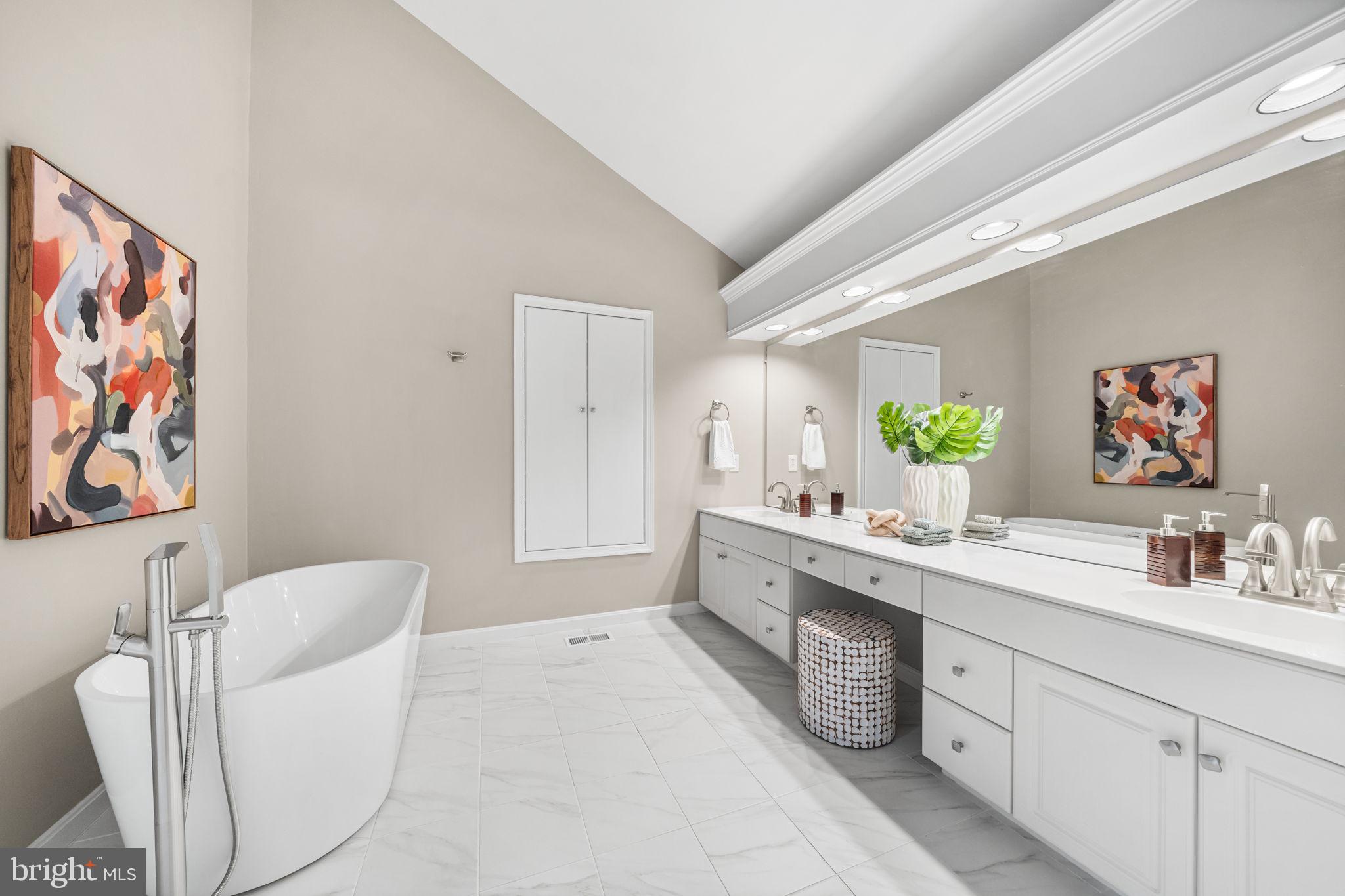 CROSSPOINTE - Residential