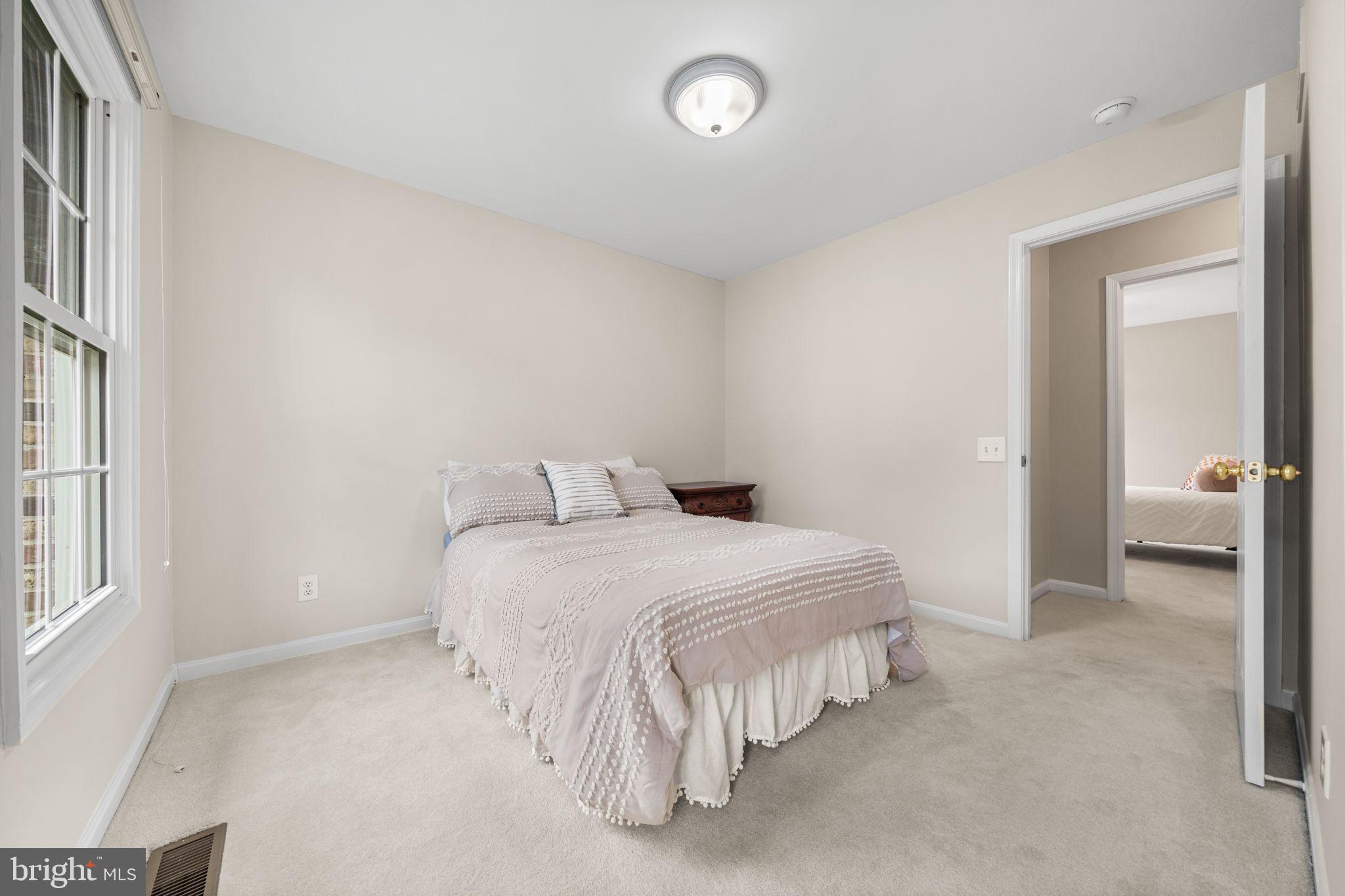 CROSSPOINTE - Residential