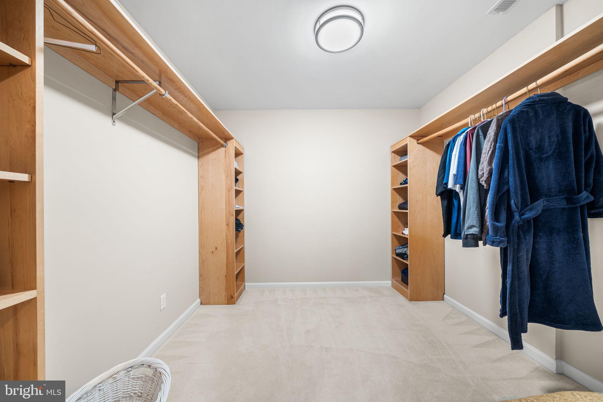 CROSSPOINTE - Residential