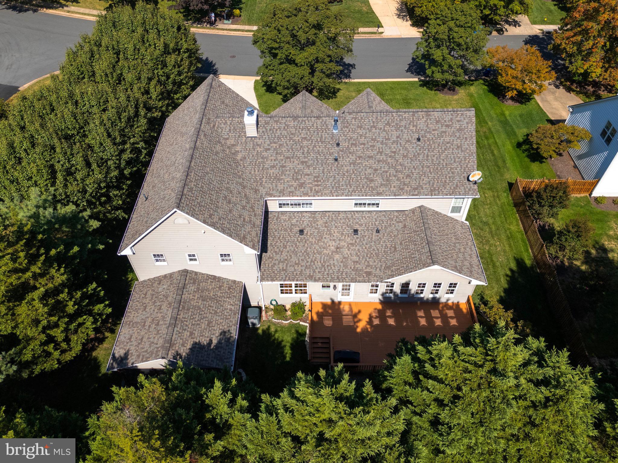 8300 GREENTREE MANOR LANE