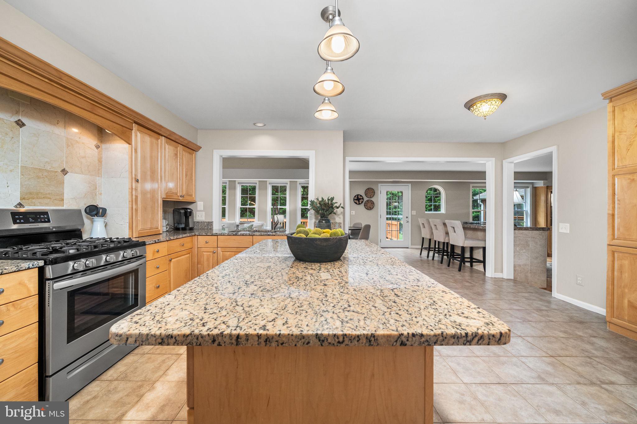 CROSSPOINTE - Residential