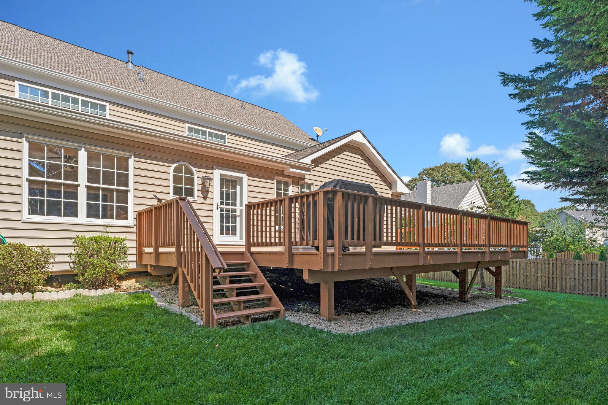 CROSSPOINTE - Residential