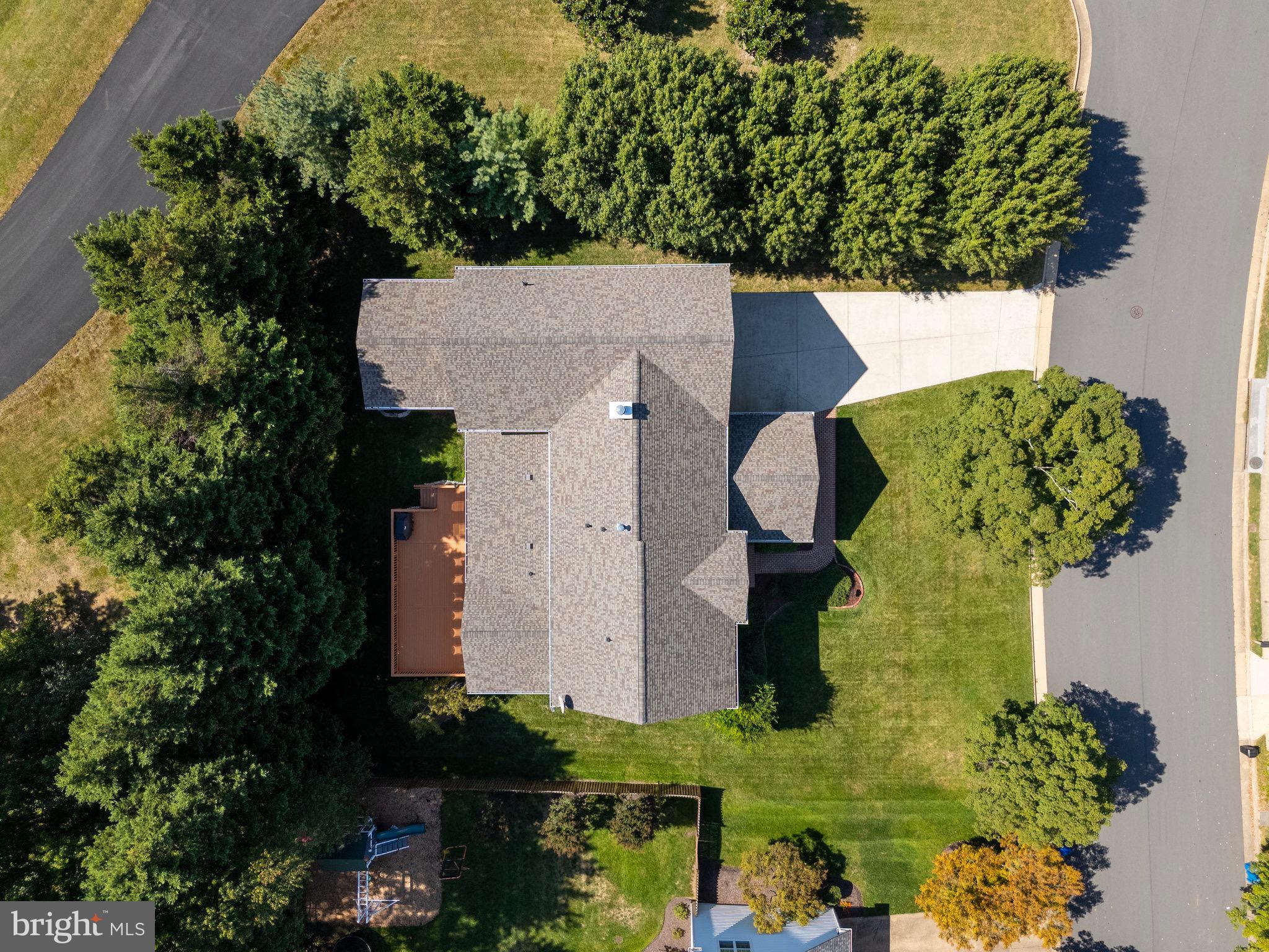 8300 GREENTREE MANOR LANE