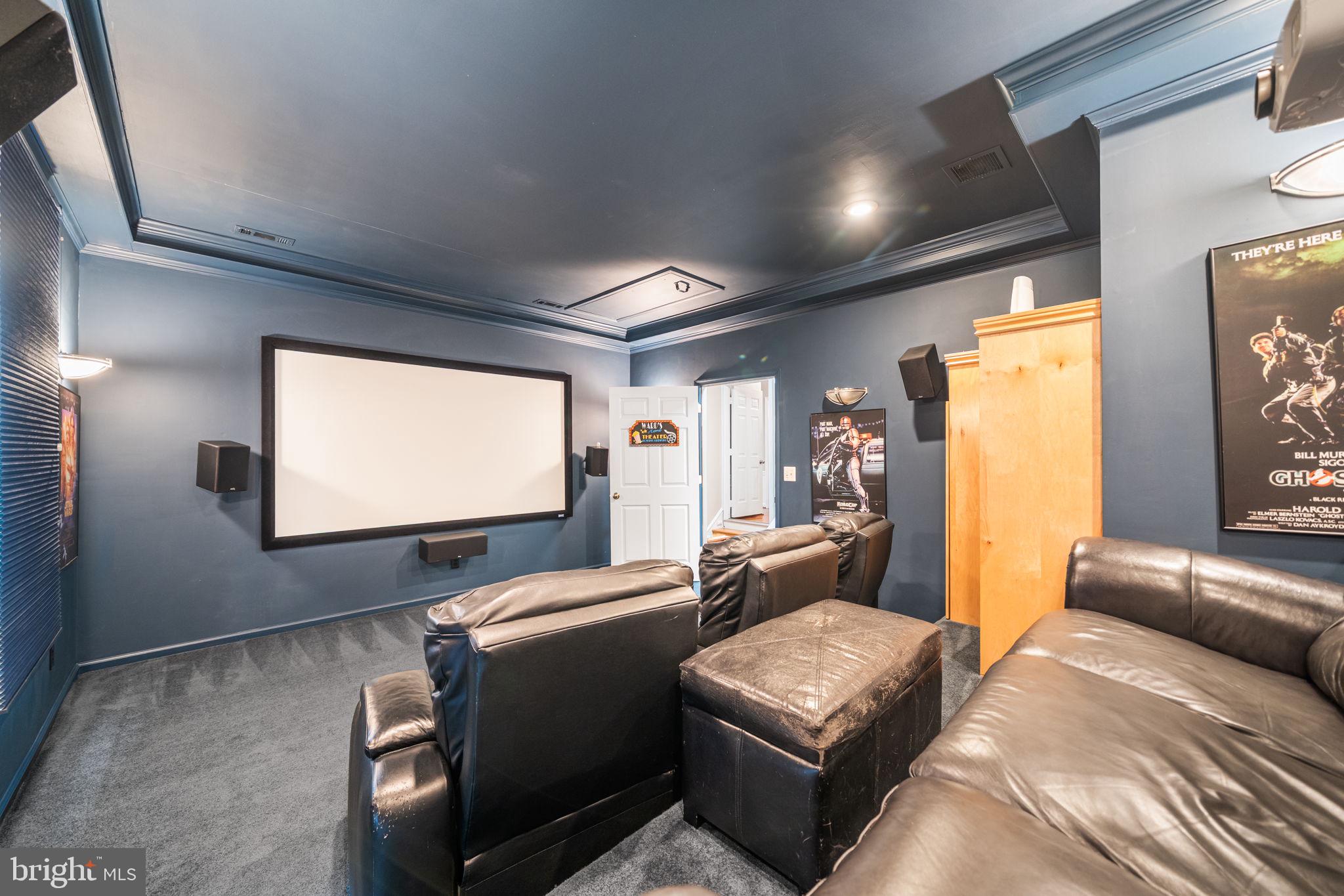 CROSSPOINTE - Residential