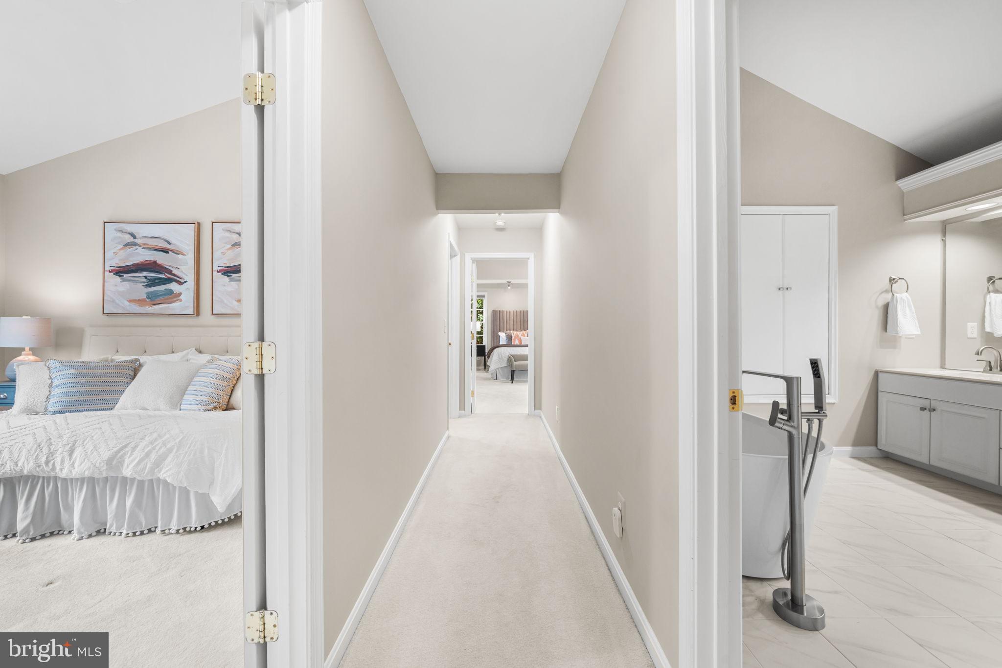 CROSSPOINTE - Residential