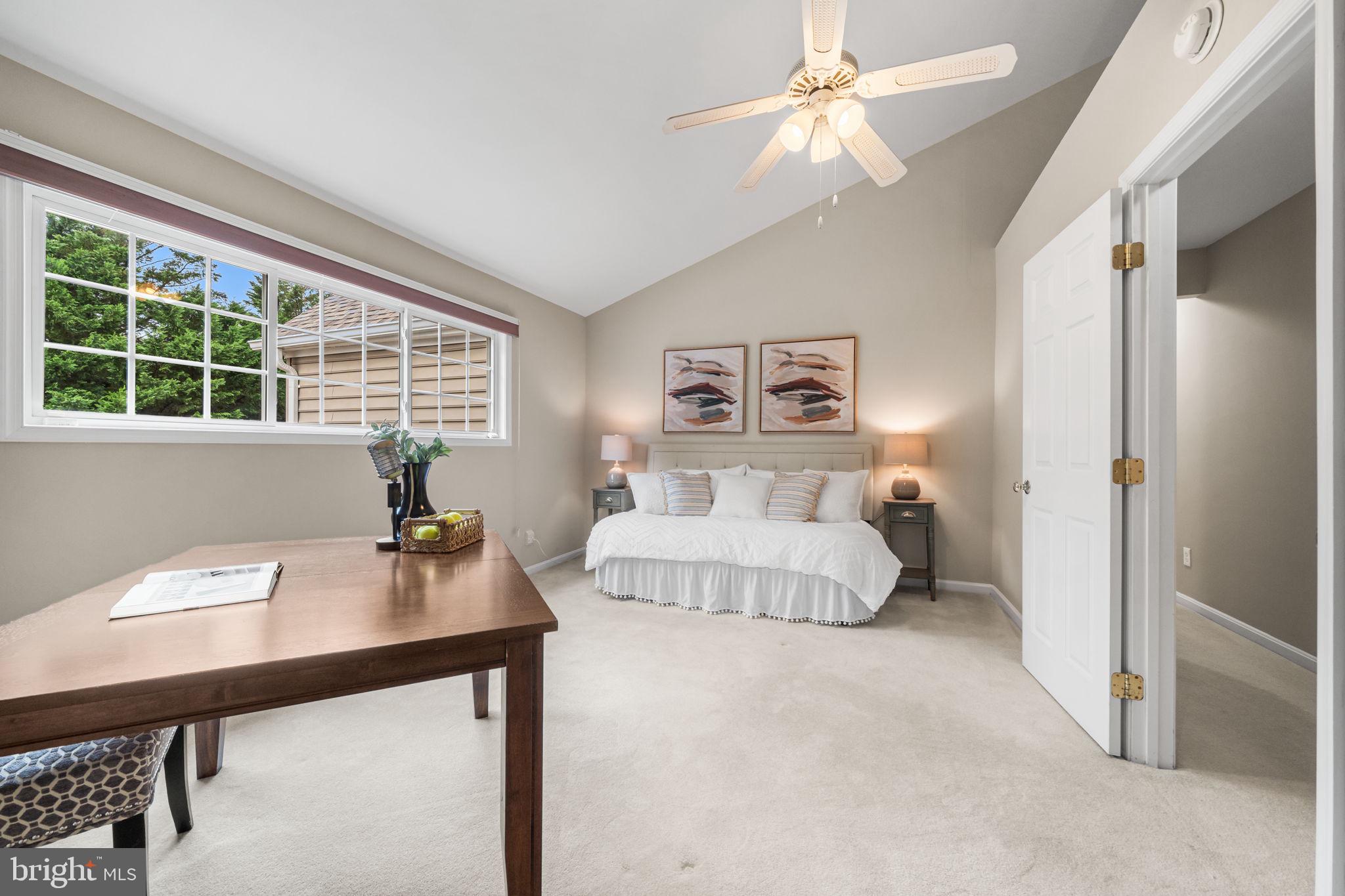 CROSSPOINTE - Residential