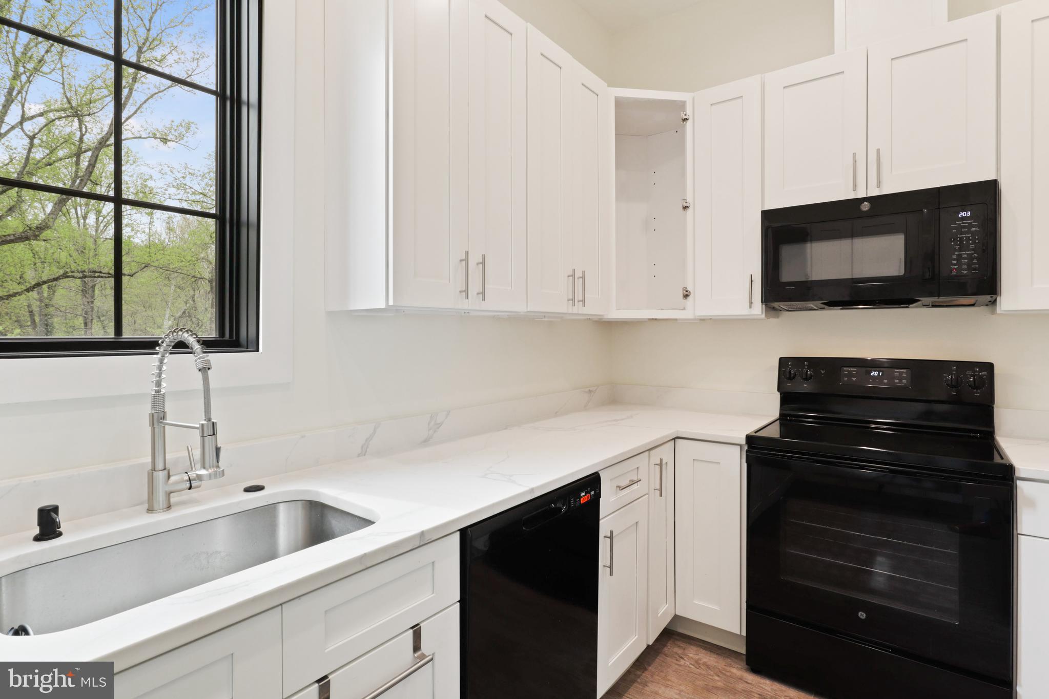 BALLS HILL - Residential