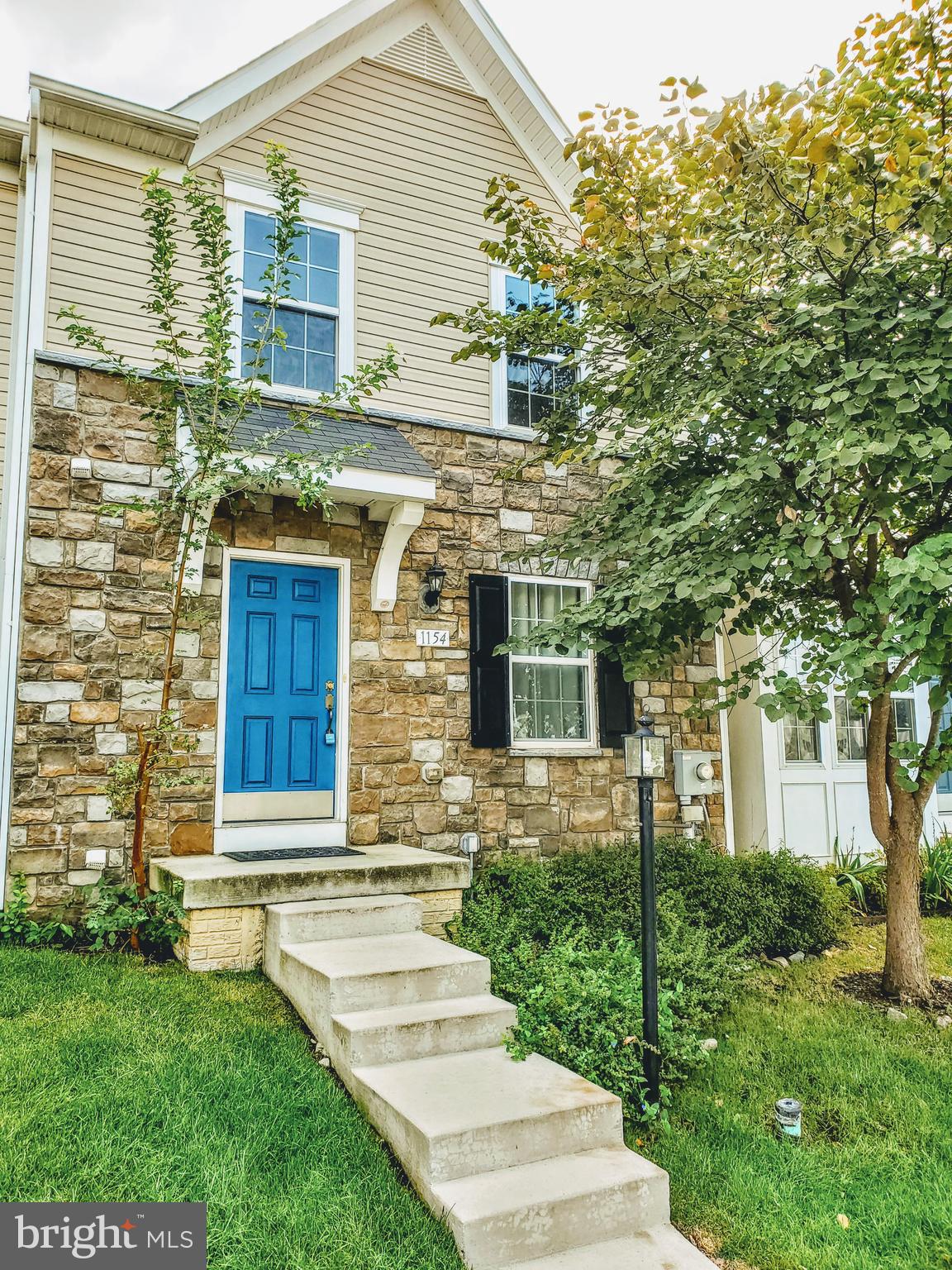 LAKELAND PLACE - Residential