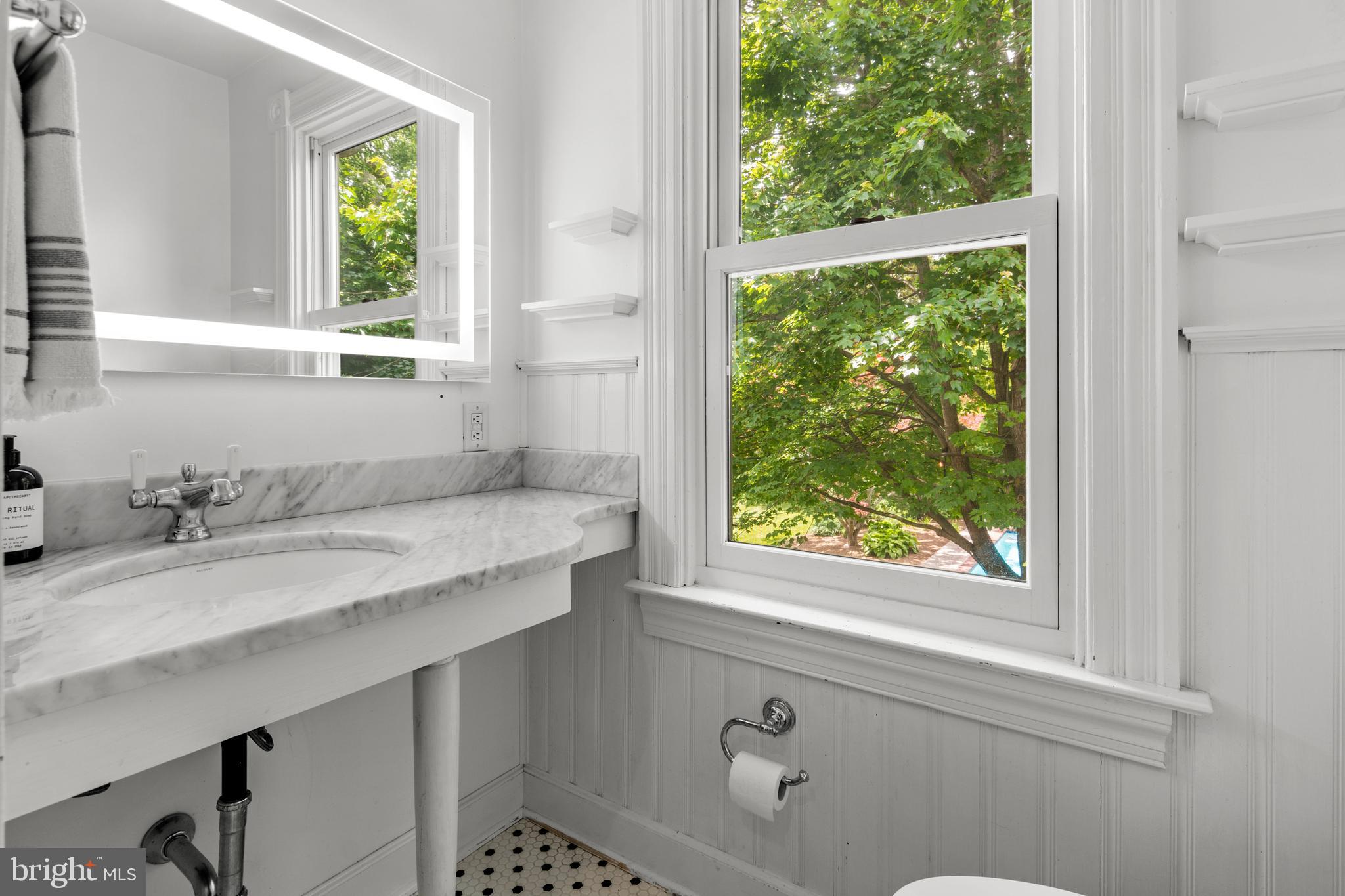 EASTON HISTORIC DISTRICT - Residential