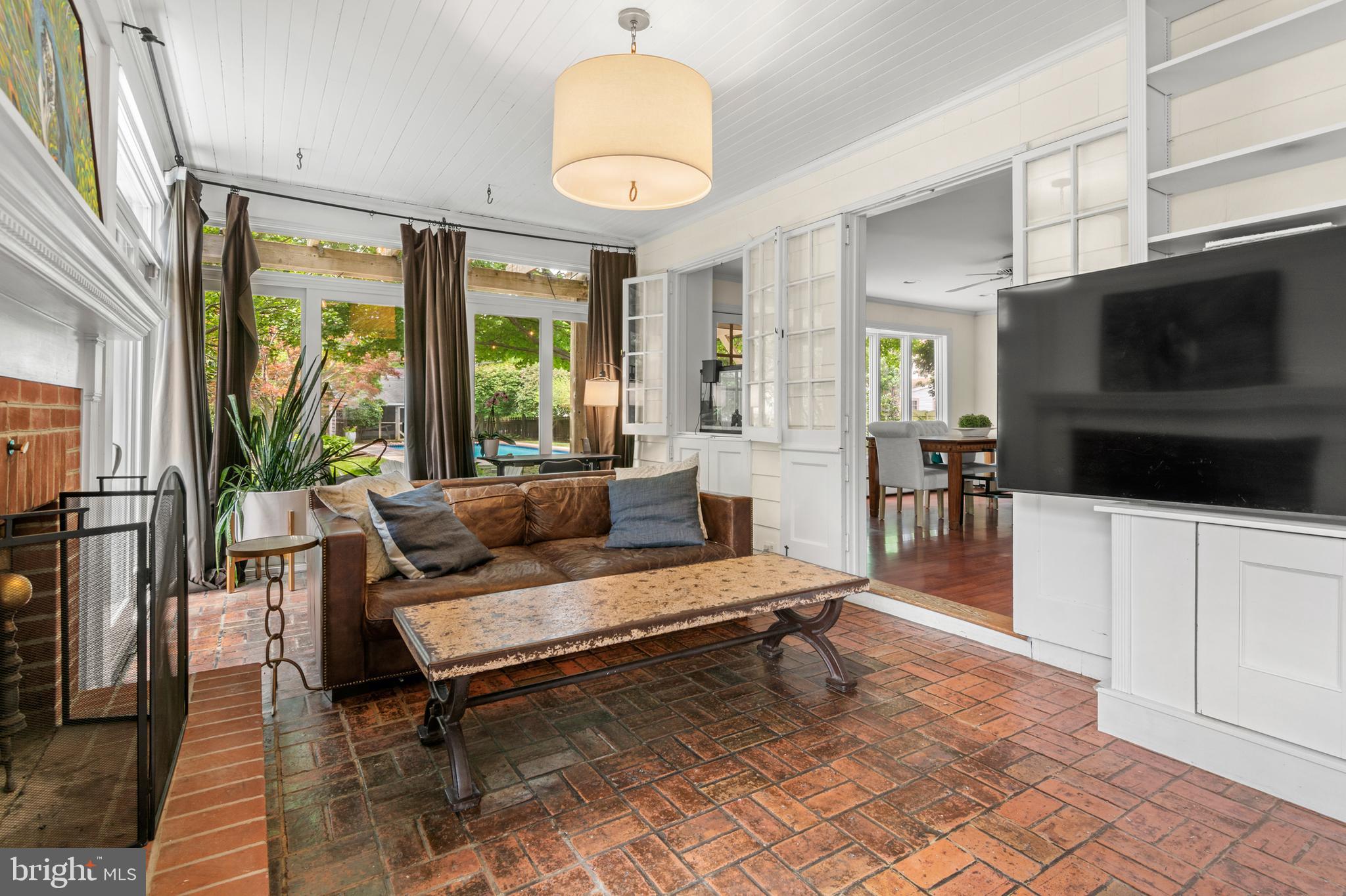 EASTON HISTORIC DISTRICT - Residential