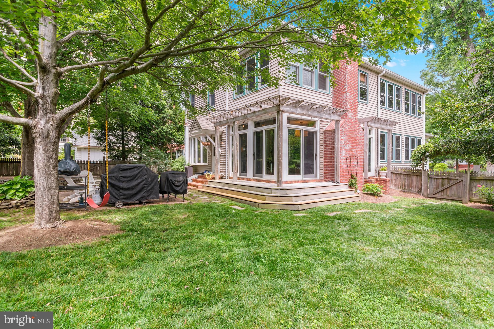 EASTON HISTORIC DISTRICT - Residential