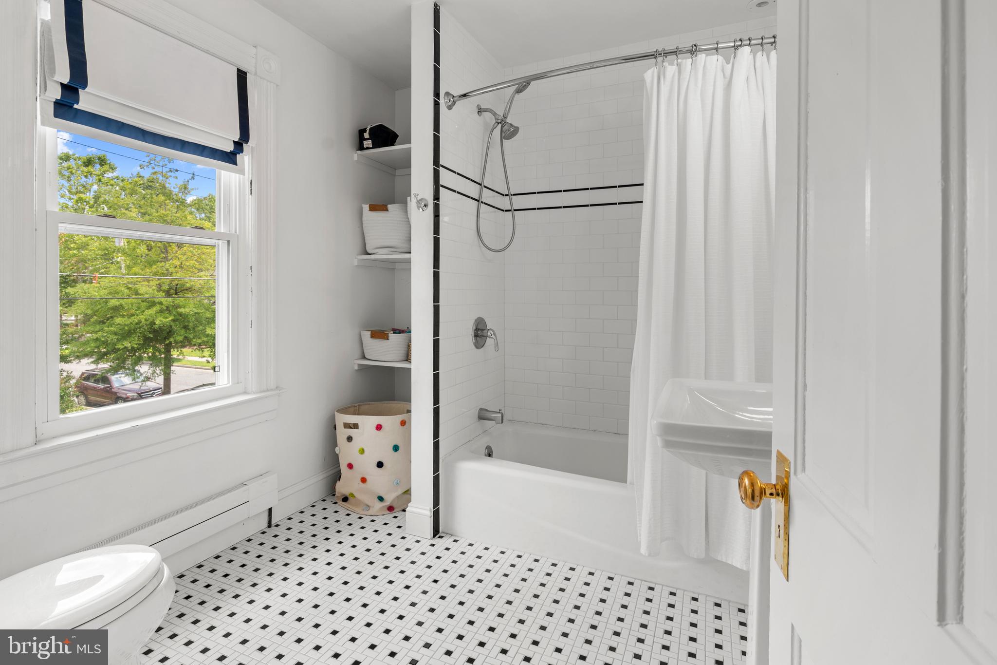 EASTON HISTORIC DISTRICT - Residential