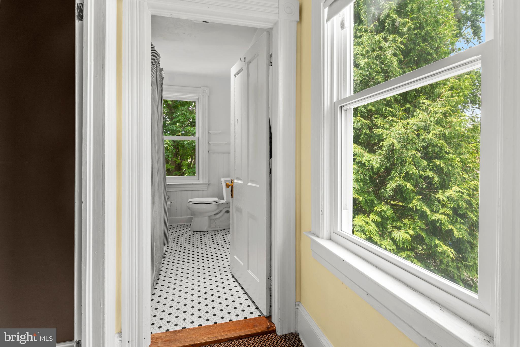 EASTON HISTORIC DISTRICT - Residential