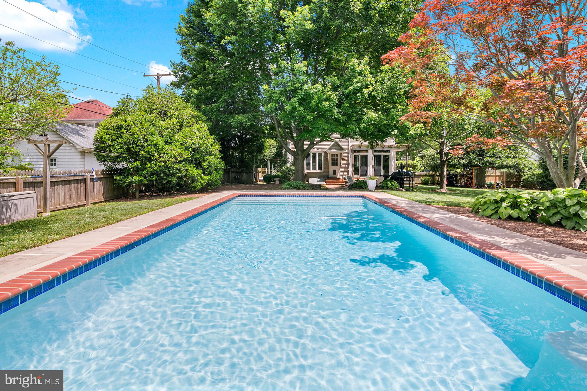 EASTON HISTORIC DISTRICT - Residential