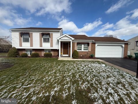 4856 SPRINGTOP DRIVE HARRISBURG PA 17111