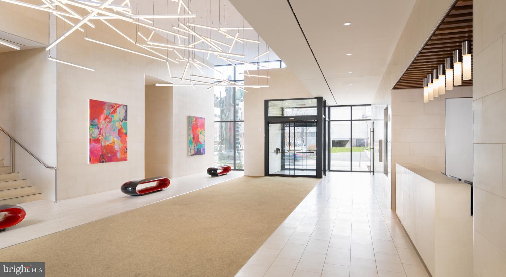 ART MUSEUM AREA - Residential Lease