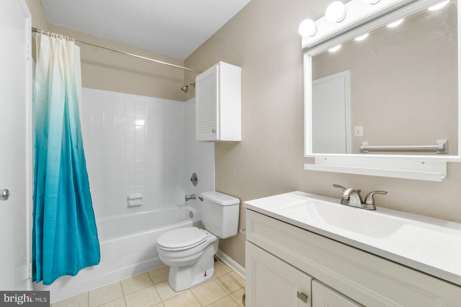 PINEDALE WOODS - Residential