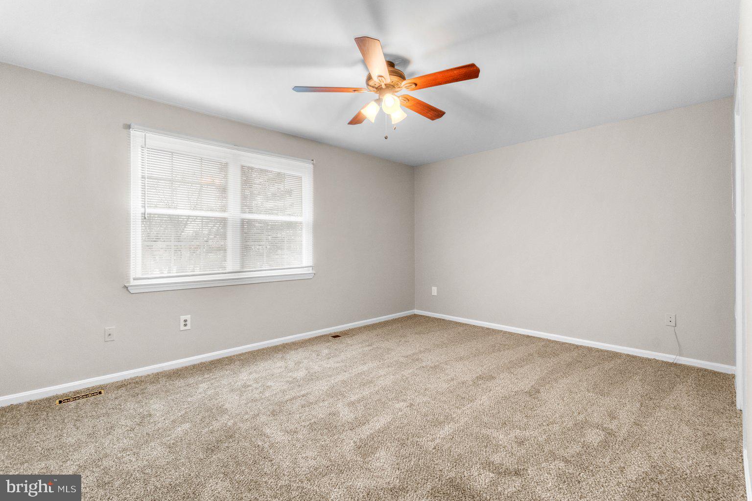 PINEDALE WOODS - Residential