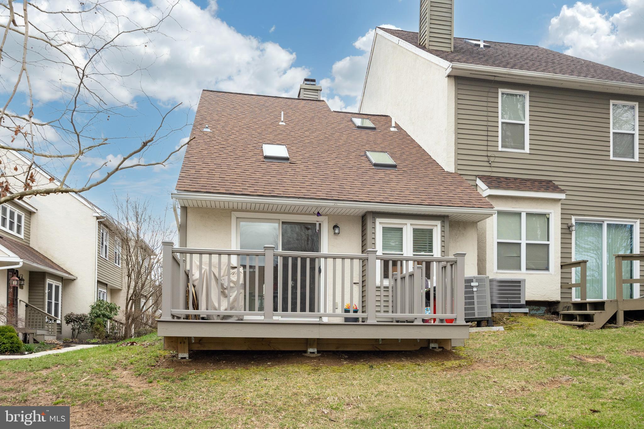 LIONGATE - Residential