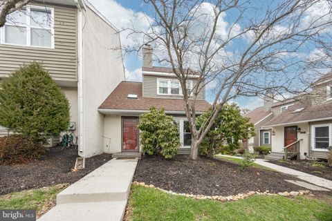 Townhouse For Sale - 5303 Lister Court #5303<br/> CHESTER SPRINGS, PA 19425