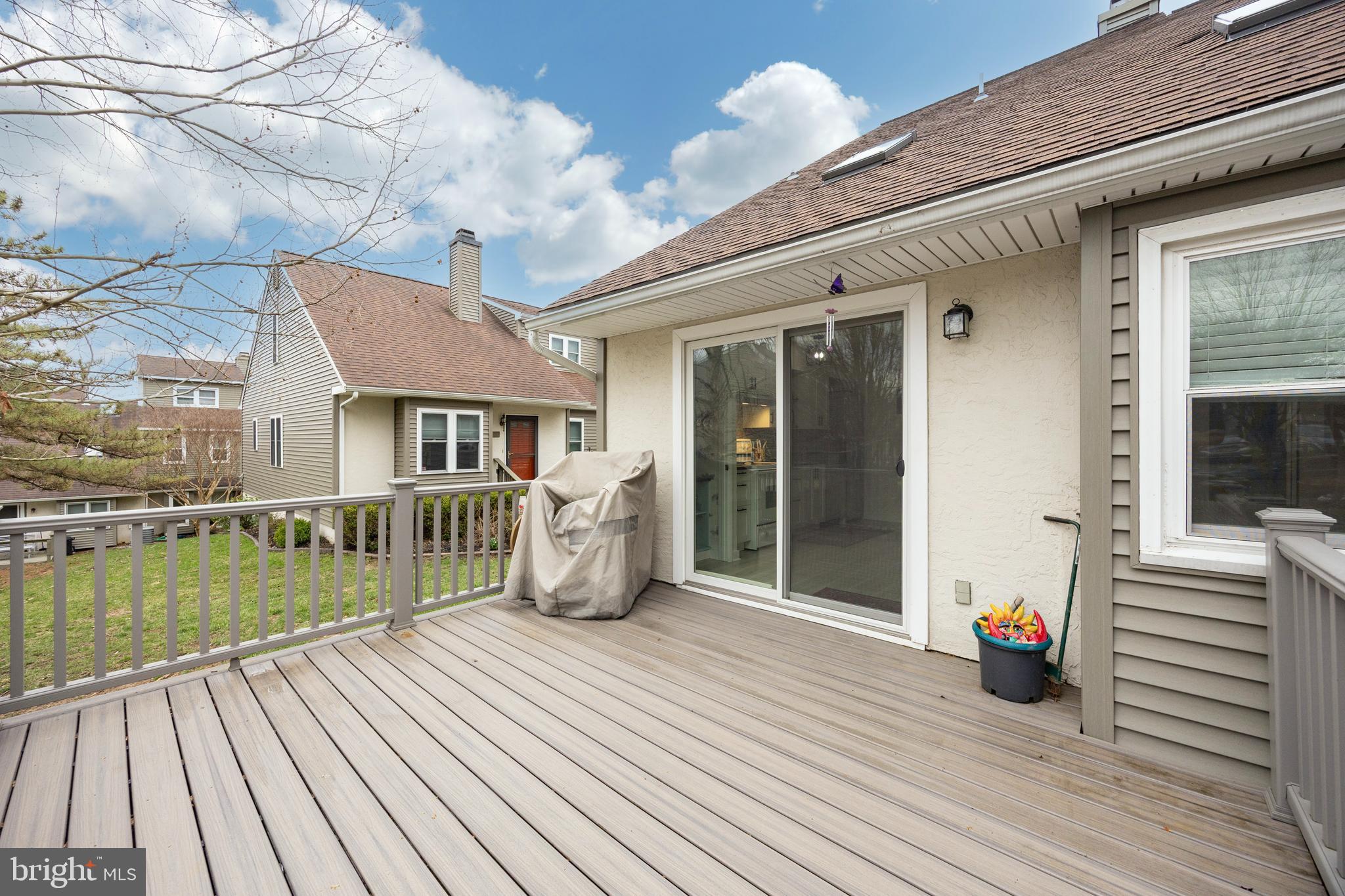 LIONGATE - Residential