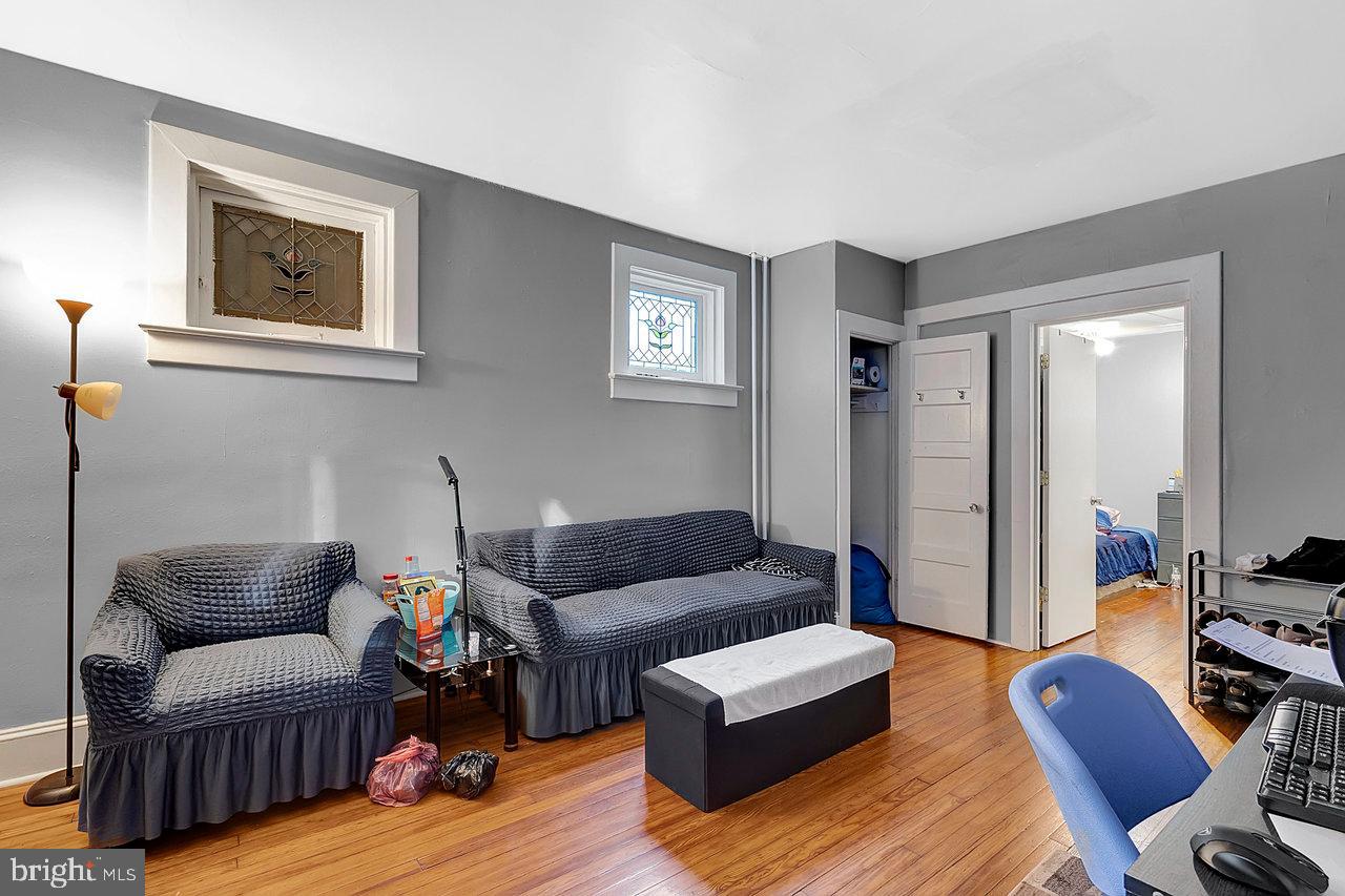 330 HILLCREST AVENUE